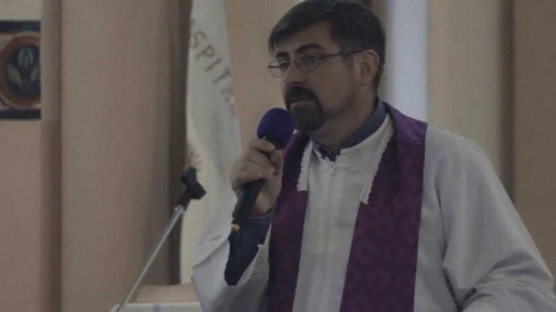 "Son unos delincuentes", afirmó el sacerdote a través un audio viralizado. 