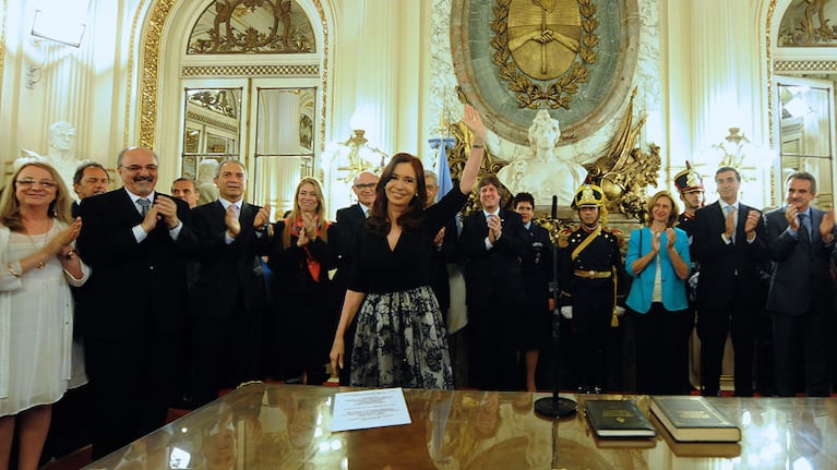 Son varios los integrantes del gabinete nacional con parientes en el Estado.