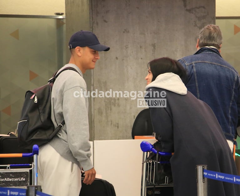 Sonrisas cómplices: Oriana Sabatini y Paulo Dybala.