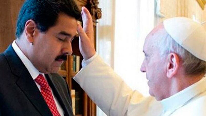 Sorpresivo encuentro entre el Papa Francisco y Nicolás Maduro.