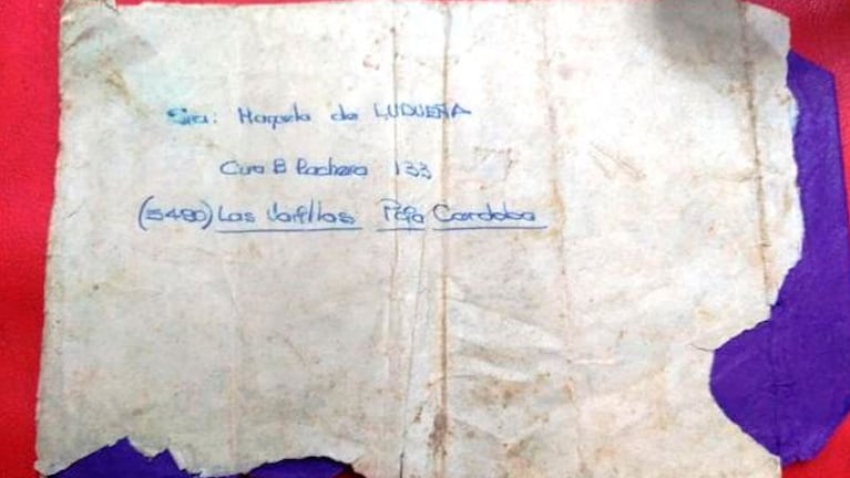 "Sra. Manuela de Ludueña": el sobre de la carta que el héroe nunca logró enviar.