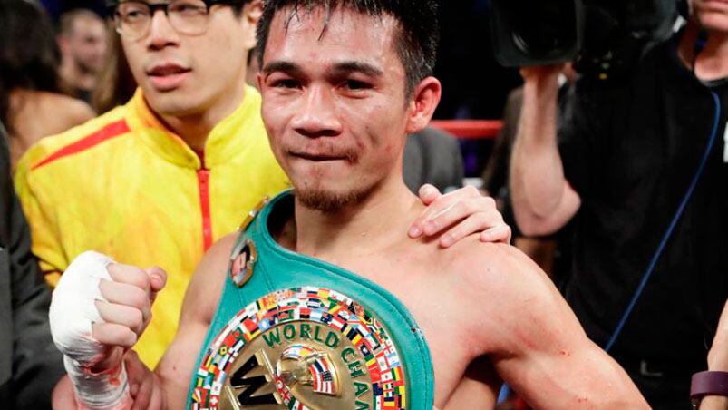 Srisaket Sor Rungvisai ganó y disfrutó de su plato favorito.