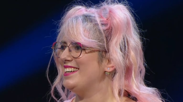 Su original look rosa cautivó a Guido.