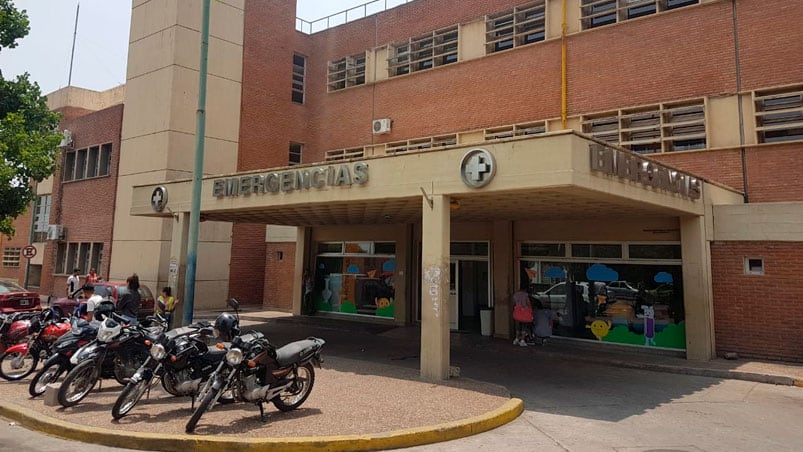 "Su vida todavía corre riesgo", dijo el subdirector del Hospital de Niños.