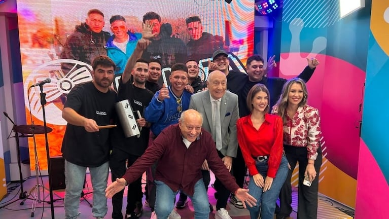 Sueño cumplido: la banda viral de Alta Gracia llegó al Show del Lagarto y cantó en vivo