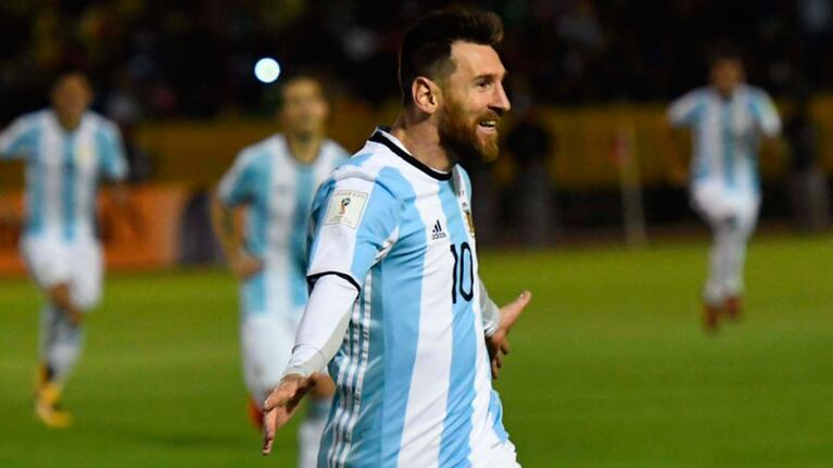Sus tres goles a Ecuador, el fundamento de la distinción.