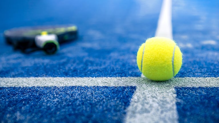 Suspendieron una cancha de pádel por ruidos molestos.