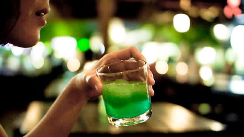 Synthohol, la bebida alcohólica que te emborracha y no es tóxica.