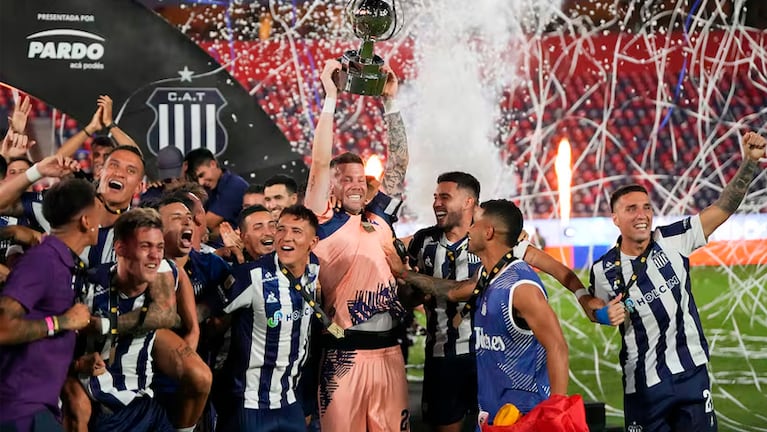 Talleres campeón de la Supercopa Internacional.