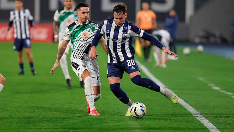 Talleres consiguió un insípido empate ante San Martín de San Juan en el Kempes.