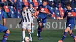 Talleres enfrenta a Tigre en Victoria.