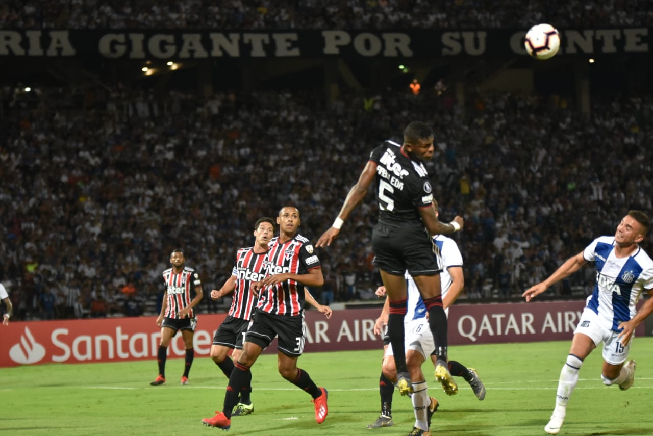 Talleres festejó en Córdoba y se lleva un 2-0 a Brasil. / Foto: Lucio Casalla ElDoce.tv