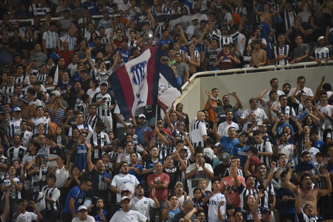 Talleres festejó en Córdoba y se lleva un 2-0 a Brasil. / Foto: Lucio Casalla ElDoce.tv