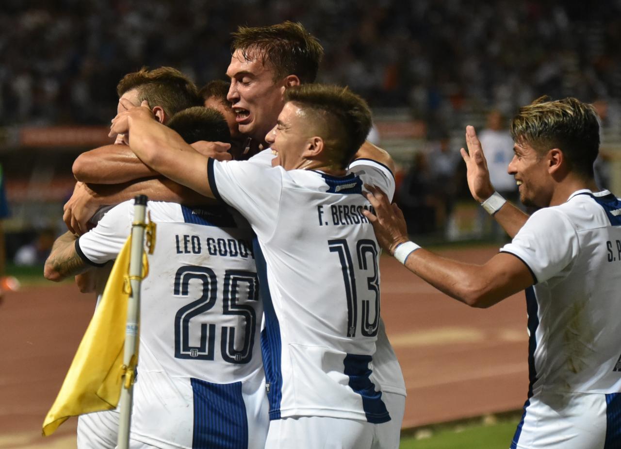 Talleres festejó en Córdoba y se lleva un 2-0 a Brasil. / Foto: Lucio Casalla ElDoce.tv