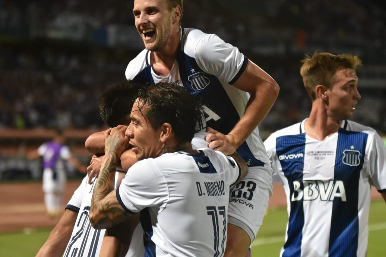 Talleres festejó en Córdoba y se lleva un 2-0 a Brasil. / Foto: Lucio Casalla ElDoce.tv