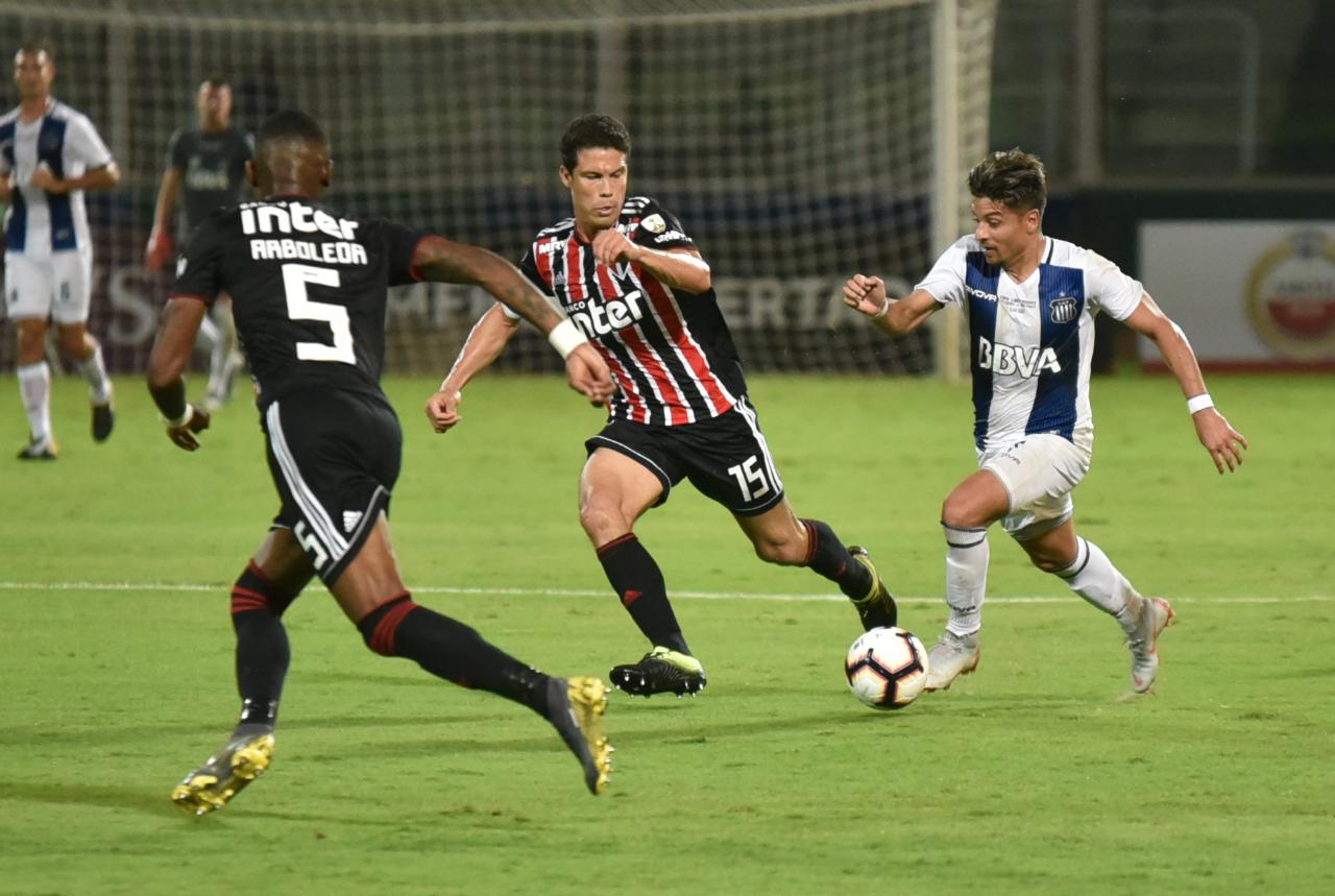 Talleres festejó en Córdoba y se lleva un 2-0 a Brasil. / Foto: Lucio Casalla ElDoce.tv