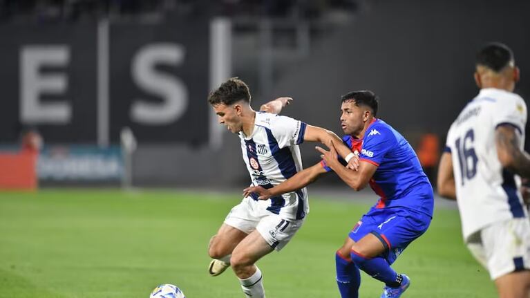 Talleres igualó 1 a 1 ante Tigre en el Kempes.
