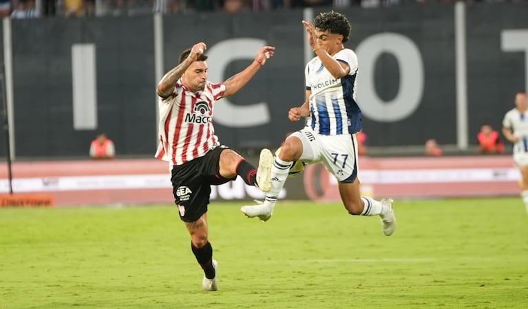 Talleres-Instituto en el Kempes.