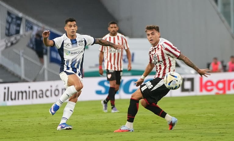 Talleres-Instituto en el Kempes.