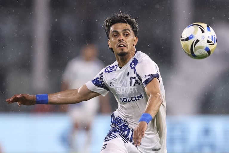 Talleres juega este domingo en el Kempes.