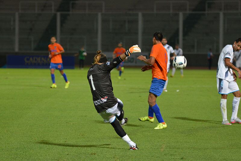 Talleres jugó ante Guillermo Brown de Puerto Madryn en su regreso a la B Nacional. Foto: Lucio Casalla / ElDoce.tv