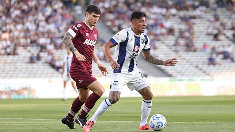 Talleres-Lanús en el Kempes.