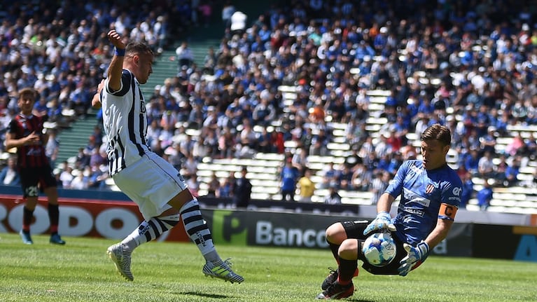 Talleres le ganó a Patronato y llegó a 10 puntos. Foto: Lucio Casalla / ElDoce.tv.