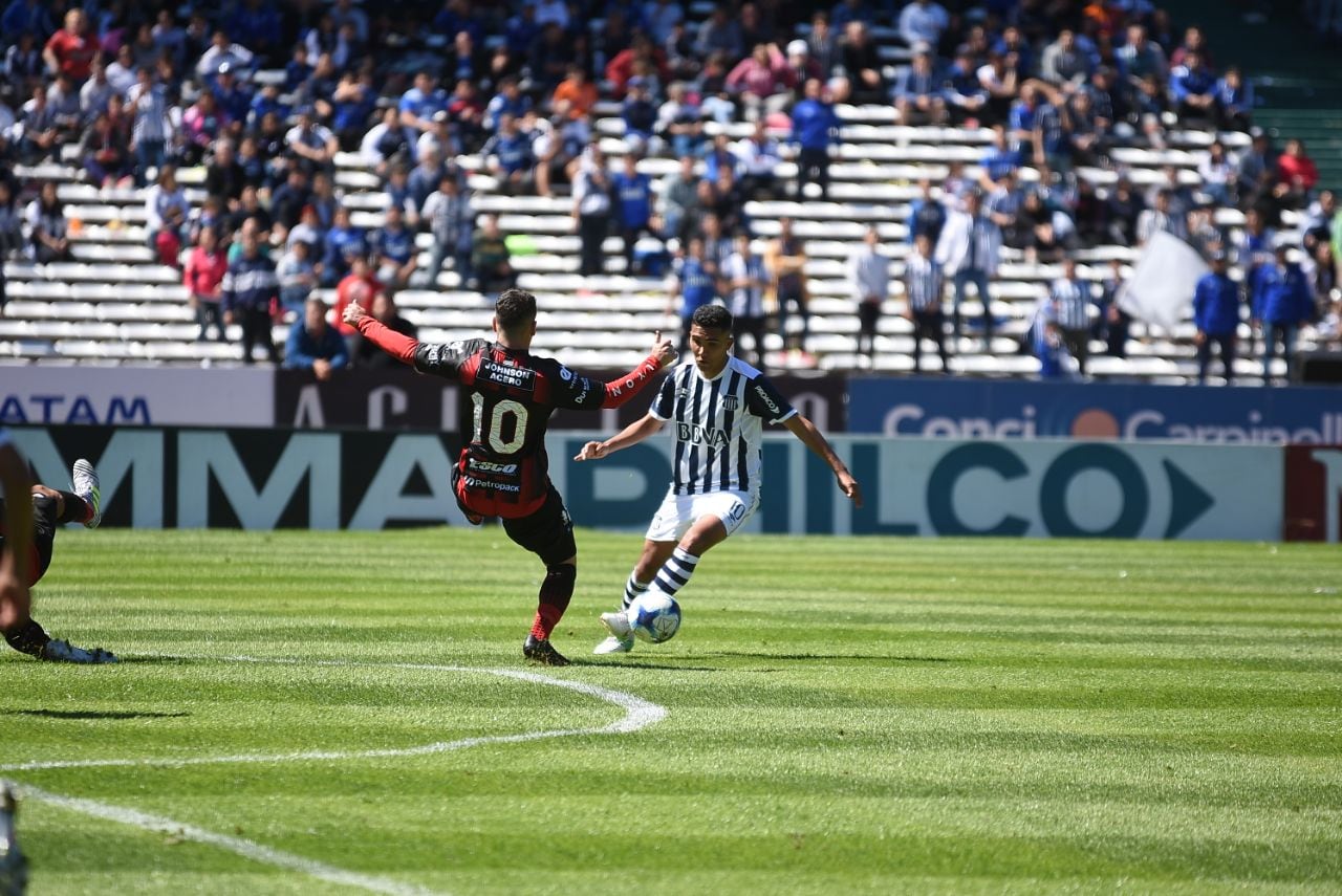 Talleres le ganó a Patronato y llegó a 10 puntos. Foto: Lucio Casalla / ElDoce.tv.