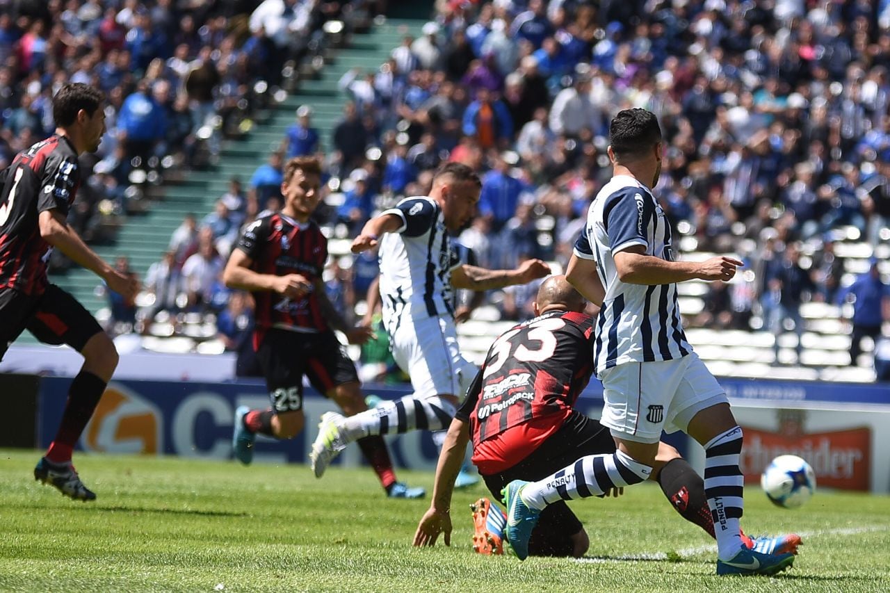 Talleres le ganó a Patronato y llegó a 10 puntos. Foto: Lucio Casalla / ElDoce.tv.