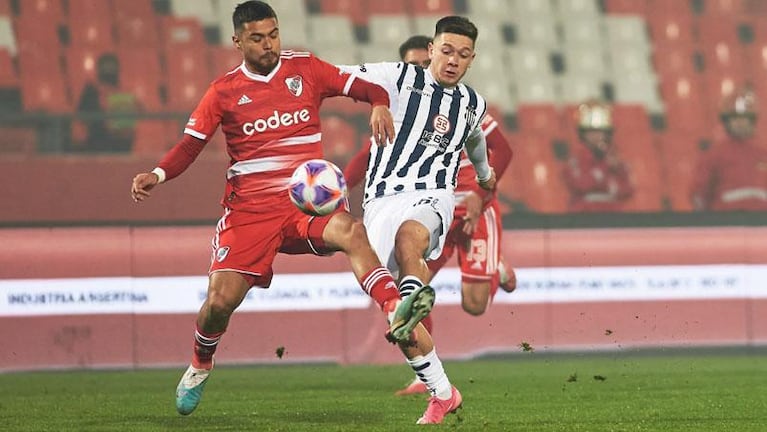 Talleres le ganó a River en Mendoza y pasó de ronda en la Copa Argentina