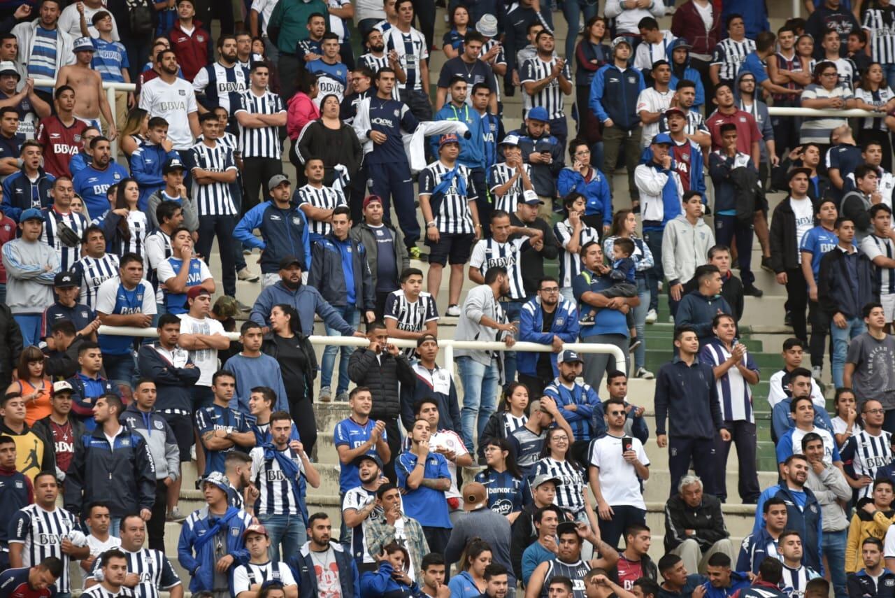 Talleres le ganó en los penales a San Martín de San Juan y pasó a octavos de la Copa Superliga. Fotos: Lucho Casalla.