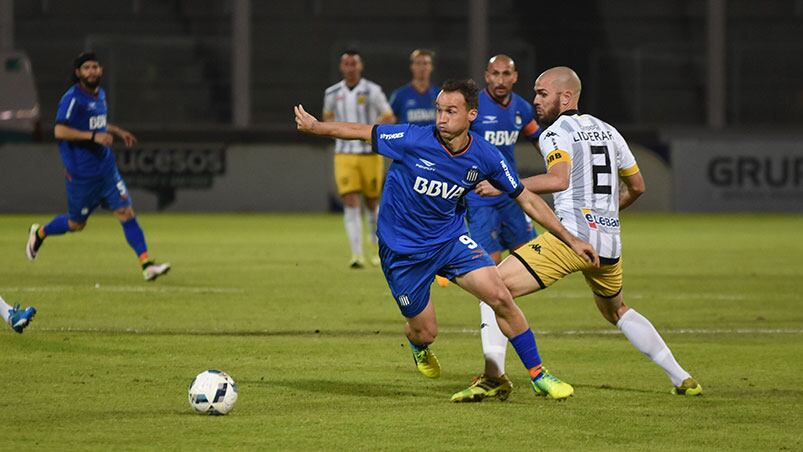 Talleres mantuvo el invicto en el Kempes ante Santamarina. Foto: Lucio Casalla / ElDoce.tv.