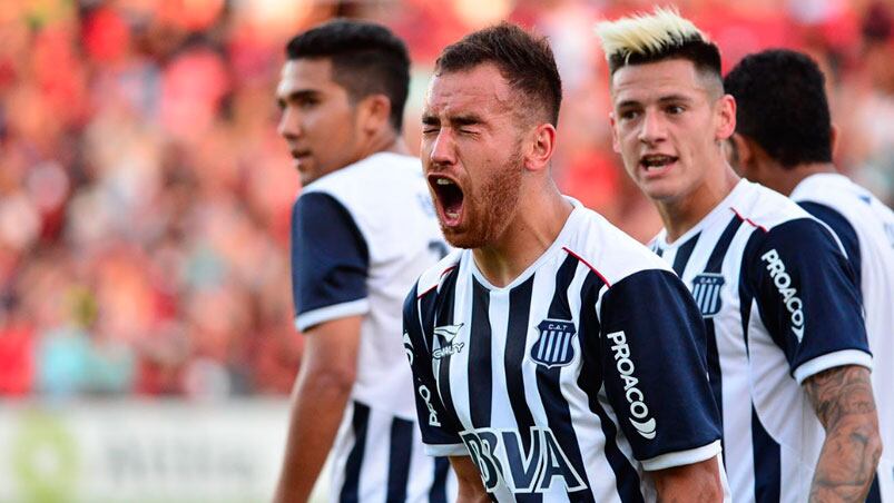 Talleres, muy veloz y preciso, golpeó primero y quedó en zona de la Copa Libertadores.