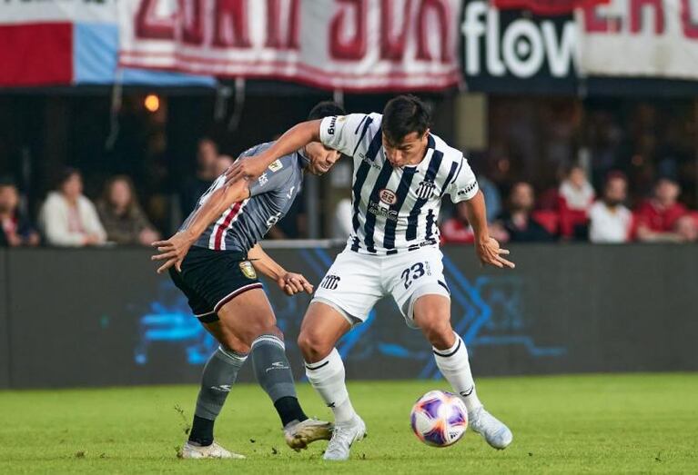 Talleres no hizo pie y perdió con Estudiantes de La Plata