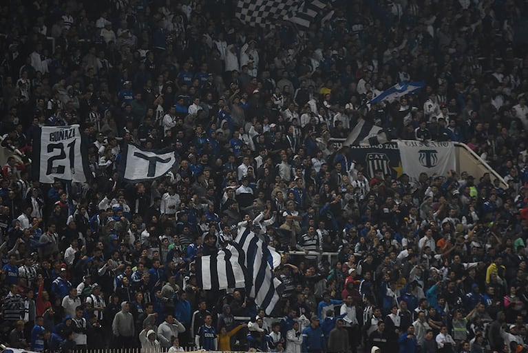 Talleres no tuvo su mejor noche ante Independiente. Foto: Lucio Casalla / ElDoce.tv.