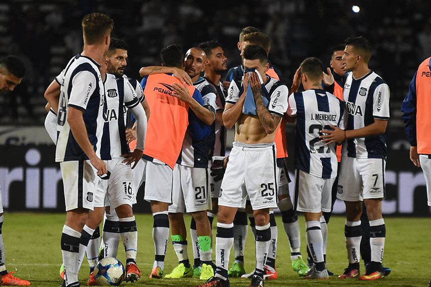 Talleres no tuvo su mejor noche ante Independiente. Foto: Lucio Casalla / ElDoce.tv.