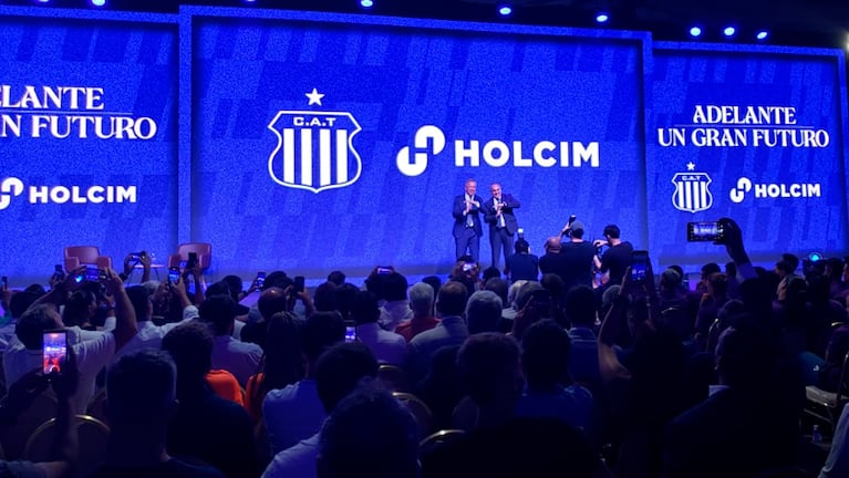 Talleres presentó su alianza estratégica con Holcim.