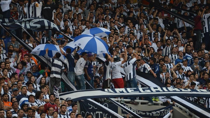 Talleres recibió a Unión Aconquija en un Kempes repleto. Foto: Lucio Casalla / ElDoce.tv.