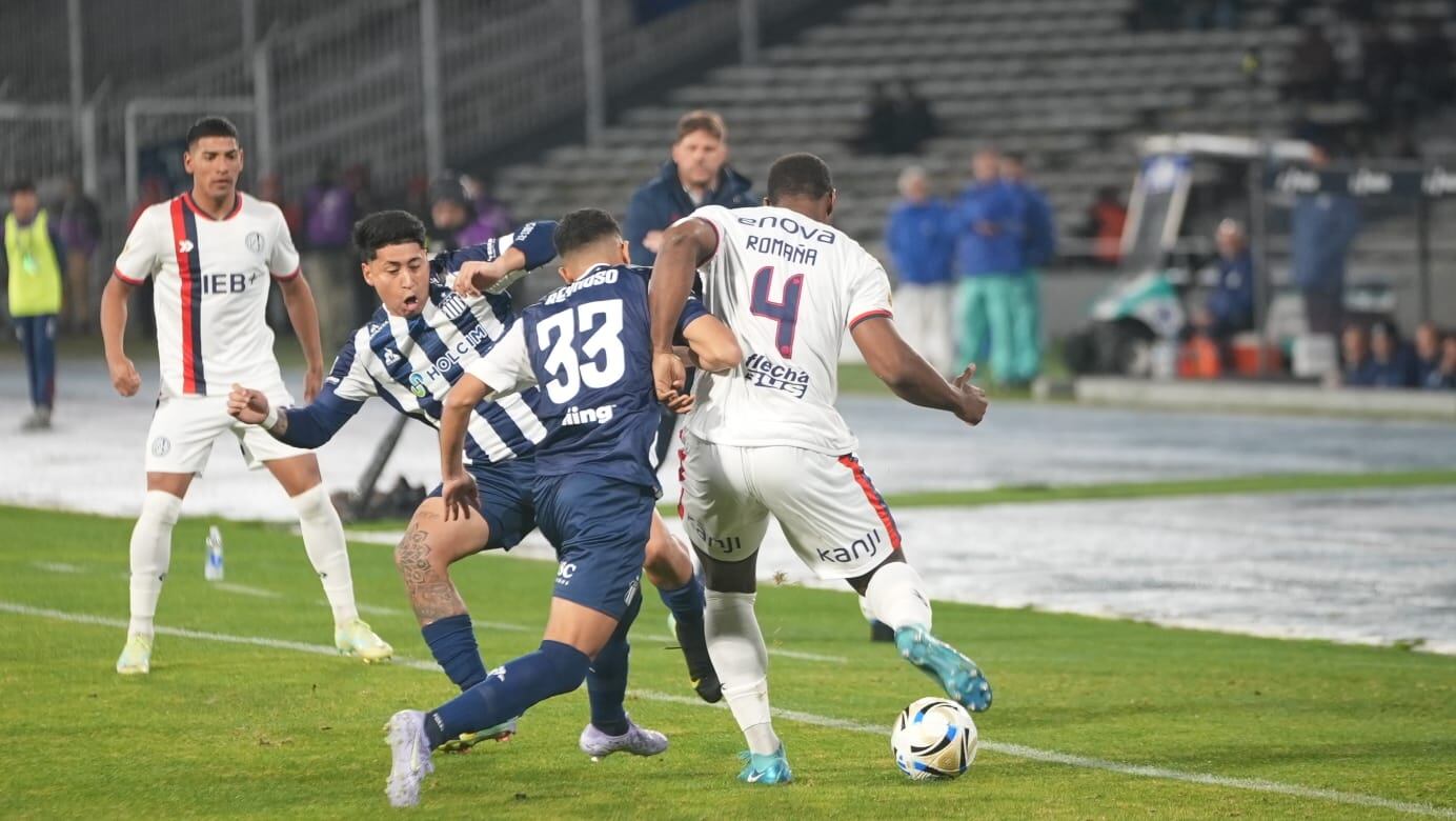 Talleres-San Lorenzo en el Kempes.