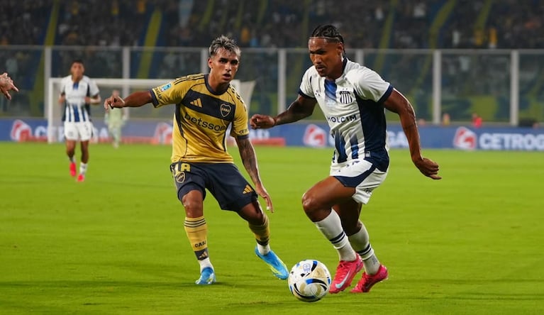 Talleres y Boca en un partidazo en el Kempes.