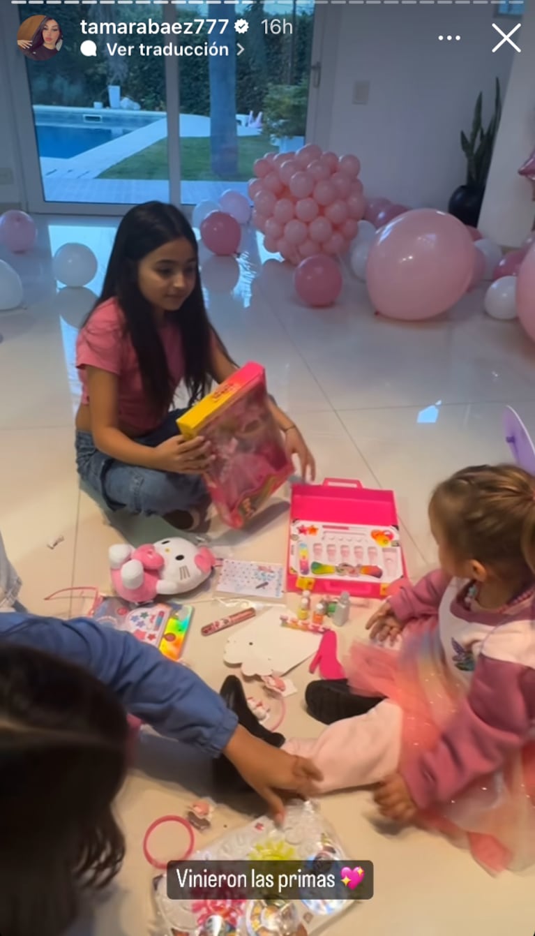 Tamara Báez mostró la intimidad del festejo que le prepararon a su hija, en su regreso a su hogar. Fuente: Instagram.