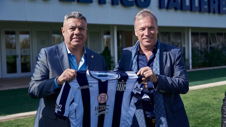 Tapia felicitó a Fassi luego de ganar las elecciones presidenciales en Talleres.