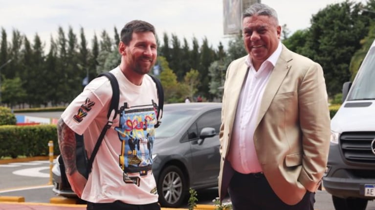 Tapia posteó una foto con Messi y los usuarios de Instagram lo liquidaron.