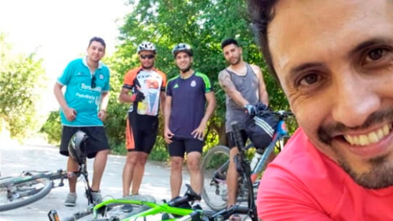 Tarde de bici, calor y entrenamiento para los chicos.