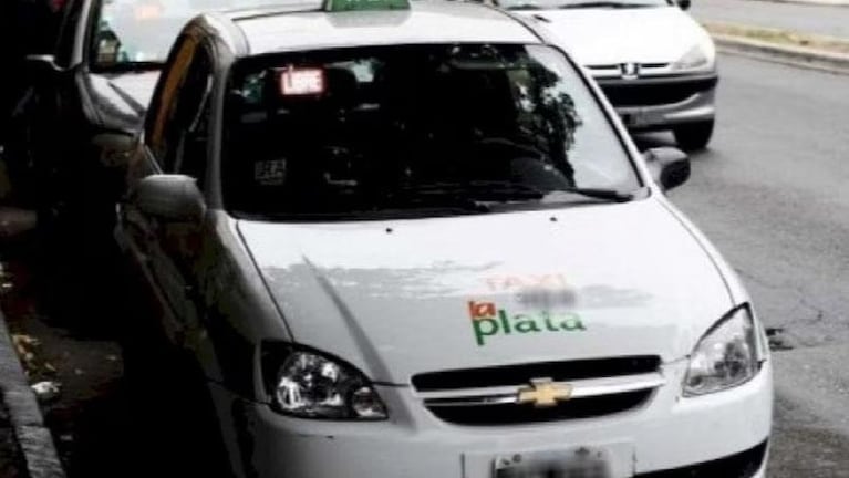 Taxista le pegó un palazo a una pasajera que le pidió que bajara la música