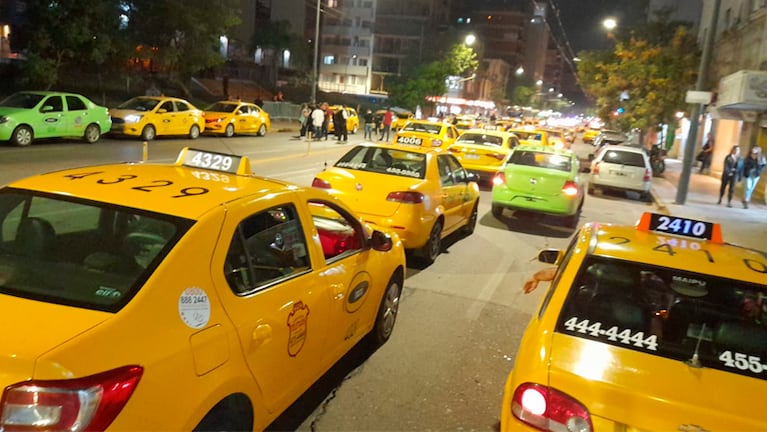 Taxistas reclamaron más medidas de seguridad.