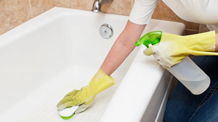 Tener el baño impecable y brillante es posible.