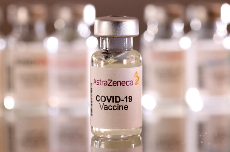 Tercera demanda en Córdoba contra la vacuna AstraZeneca.