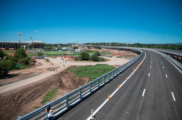 Terminaron las obras del viaducto frente al Kempes