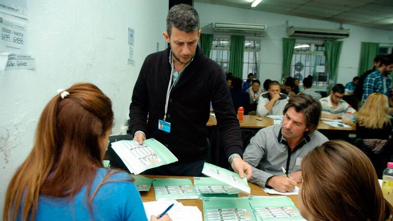 Terminó el recuento de votos pero no se oficializó al ganador